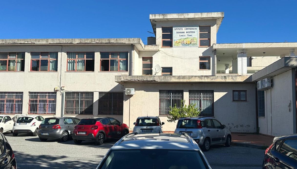 la prof accoltellata a roma commenta la notizia sul 14enne di lamezia terme forse emulava il mio alunno da Virgilio.it la prof accoltellata a roma commenta la notizia sul 14enne di lamezia terme forse emulava il mio alunno