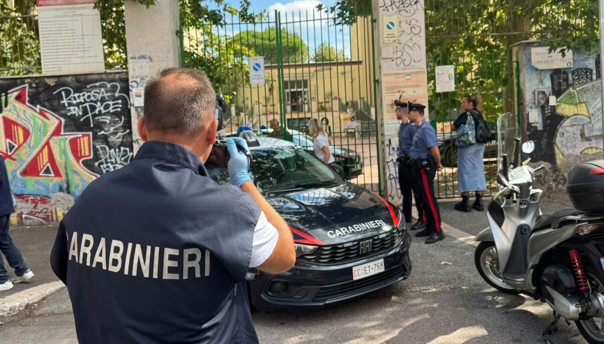 prof accoltellata a roma chi 232 lo studente del congo che l ha salvata inchino ai docenti e 8 in italiano da Virgilio.it prof accoltellata a roma chi 232 lo studente del congo che l ha salvata inchino ai docenti e 8 in italiano