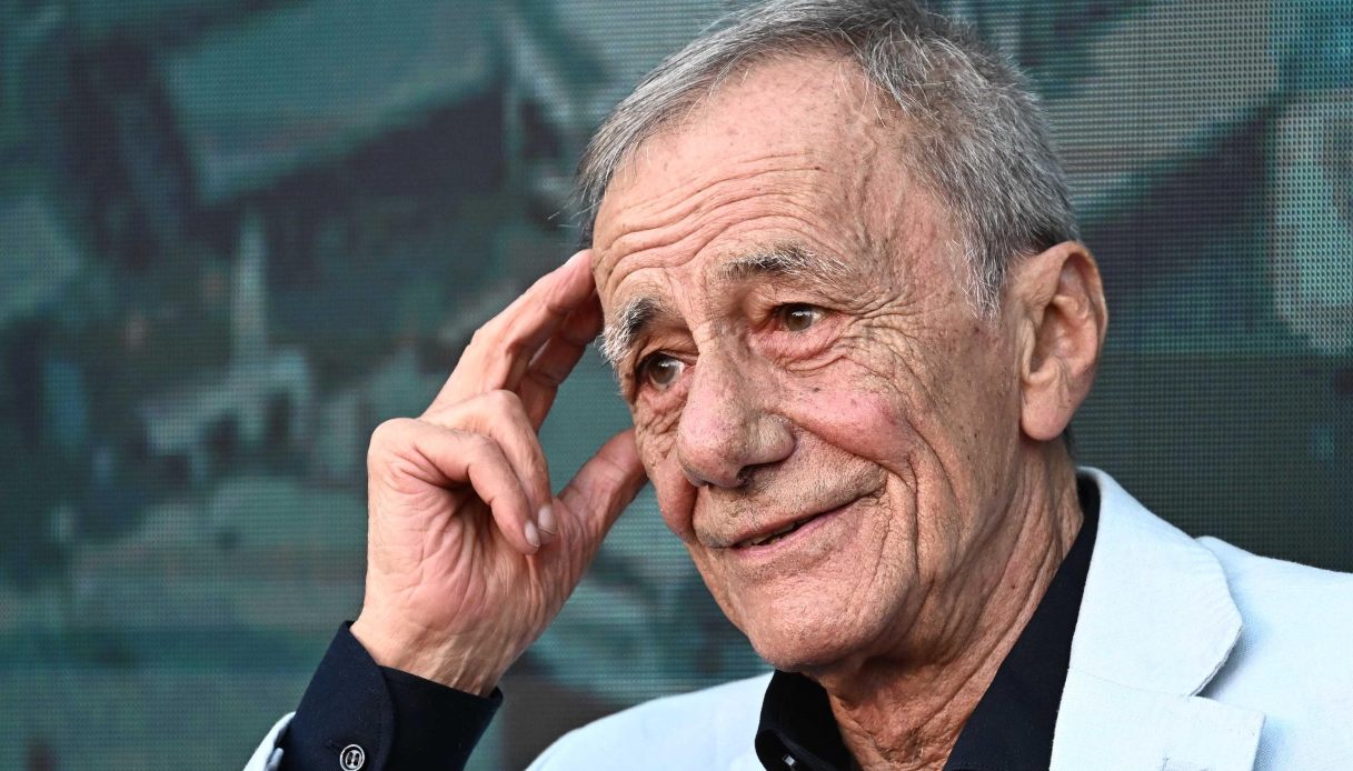 roberto vecchioni per improvvisi e importanti motivi di salute annulla concerto a salerno interviene staff da Virgilio.it roberto vecchioni per improvvisi e importanti motivi di salute annulla concerto a salerno interviene staff