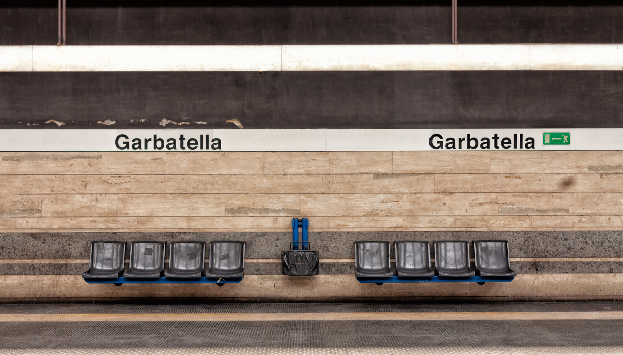 uomo morto a roma travolto dal treno della metro b a garbatella non si esclude il gesto volontario da Virgilio.it uomo morto a roma travolto dal treno della metro b a garbatella non si esclude il gesto volontario
