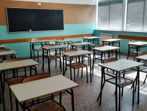 Inizia la scuola ma in piena ondata di caldo, 9 su 10 non hanno condizionatori: servirebbe un miliardo di euro