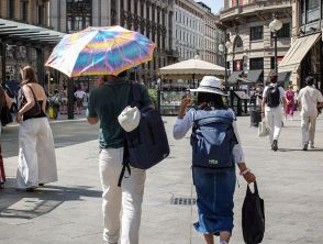 Giuliacci conferma la fine dell'ondata di caldo, pioggia da Nord e Sud e temperature in calo fino a 10 gradi