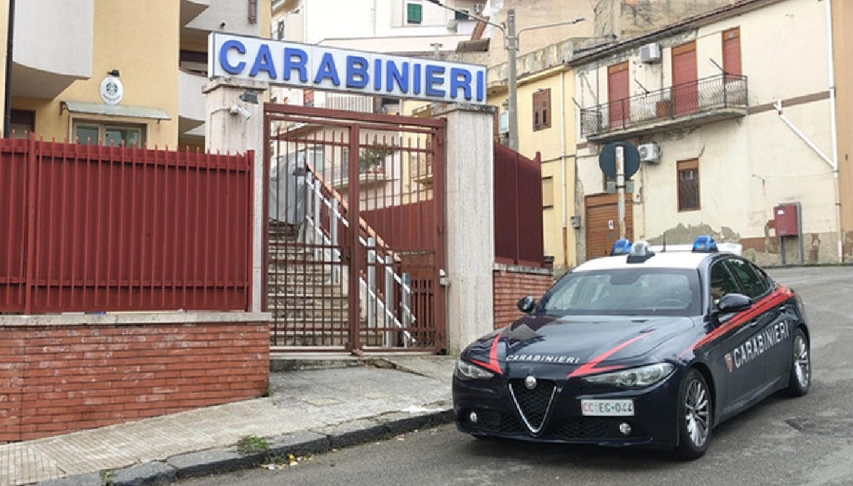 trovate le due sorelline scomparse a caltanissetta erano in un negozio di vestiti decisiva la segnalazione da Virgilio.it trovate le due sorelline scomparse a caltanissetta erano in un negozio di vestiti decisiva la segnalazione