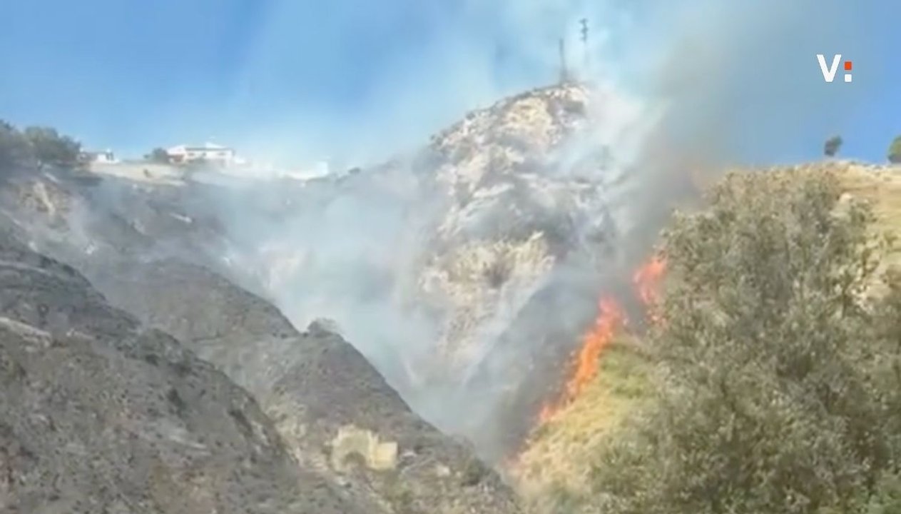 incendio a taormina rogo minaccia le abitazioni fiamme vicino all a18 e castelmola evacuate le case da Virgilio.it incendio a taormina rogo minaccia le abitazioni fiamme vicino all a18 e castelmola evacuate le case