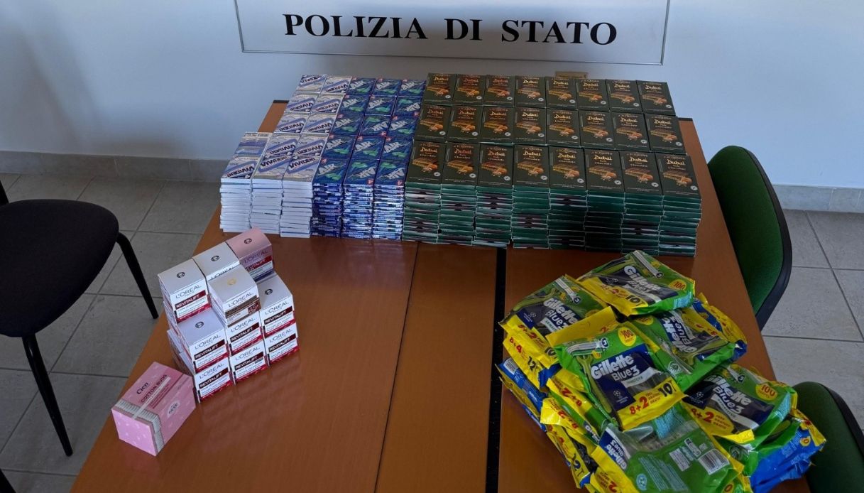 truffava ripetutamente anziani e rubava merce agli esercenti per rivenderla a viareggio arrestato 31enne da Virgilio.it truffava ripetutamente anziani e rubava merce agli esercenti per rivenderla a viareggio arrestato 31enne