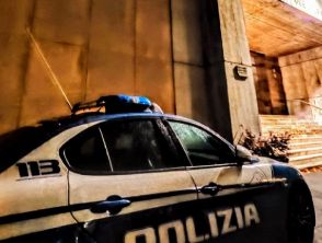 Caos al pronto soccorso di Novara, pugno in testa all’infermiere e stretta al collo: 26enne arrestato