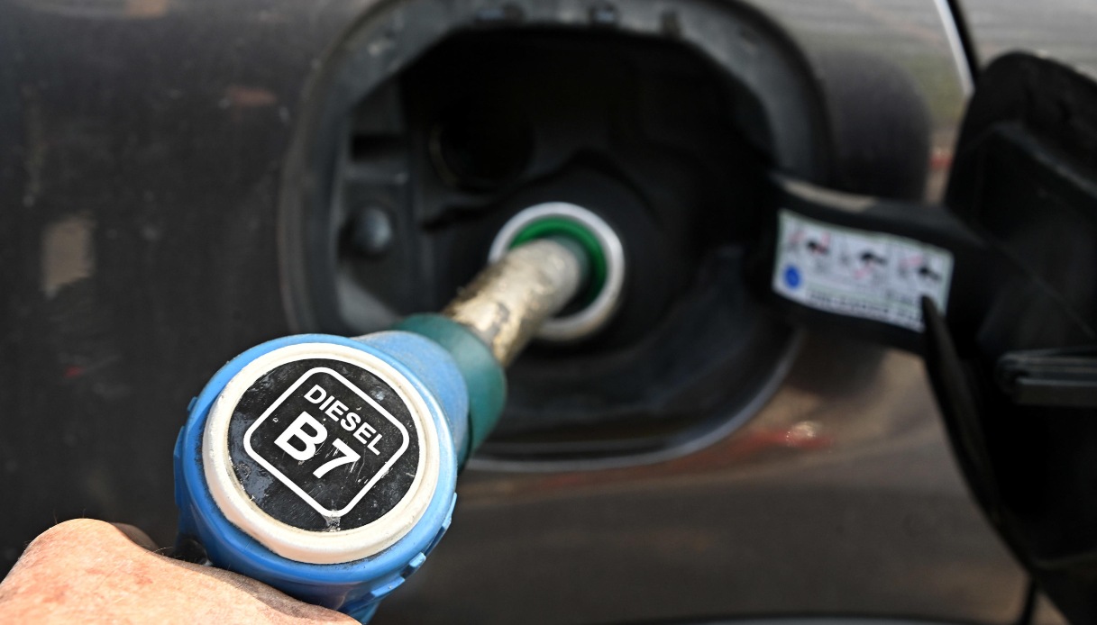 il carburante costa troppo anche per le ambulanze allarme della croce bianca di genova soccorsi a rischio da Virgilio.it il carburante costa troppo anche per le ambulanze allarme della croce bianca di genova soccorsi a rischio
