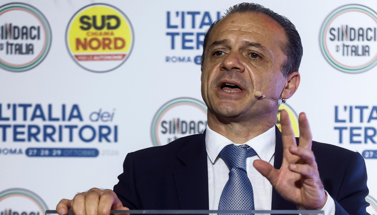 elezioni politiche il 9 e 10 maggio 2027 cateno de luca svela in anticipo la data del ritorno alle urne da Virgilio.it elezioni politiche il 9 e 10 maggio 2027 cateno de luca svela in anticipo la data del ritorno alle urne