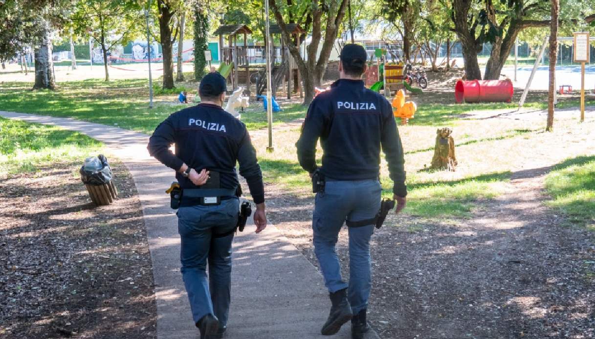 atti osceni a faenza 46enne si masturba in un parco pieno di famiglie e bambini denunciato da Virgilio.it atti osceni a faenza 46enne si masturba in un parco pieno di famiglie e bambini denunciato