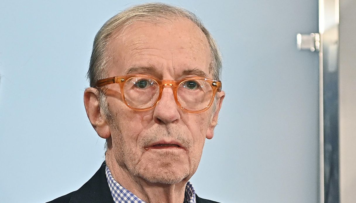 garlasco feltri difende stasi solo per un idiota 232 colpevole 200 l8217episodio giudiziario pi249 squallido da Virgilio.it garlasco feltri difende stasi solo per un idiota 232 colpevole 200 l8217episodio giudiziario pi249 squallido