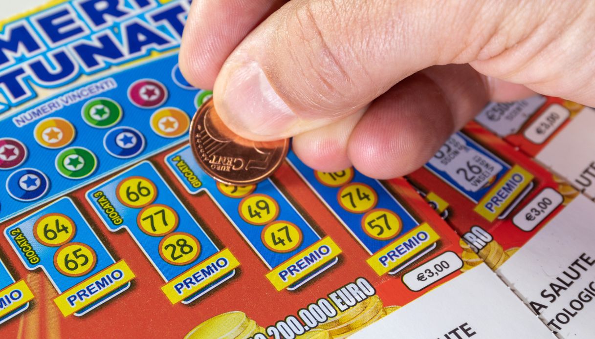 gratta e vinci da 10 milioni di euro a cosenza 232 un falso creato con due perdenti 50enne accusato di truffa da Virgilio.it gratta e vinci da 10 milioni di euro a cosenza 232 un falso creato con due perdenti 50enne accusato di truffa