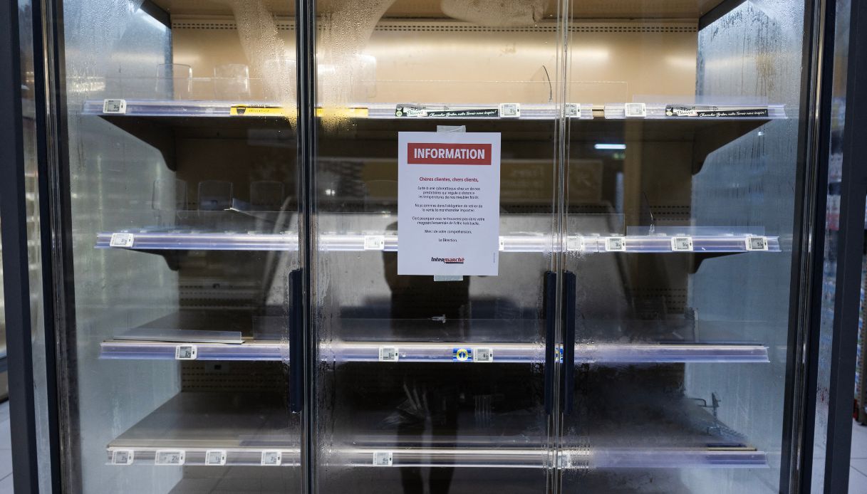 https://wips.plug.it/cips/notizie.virgilio.it/cms/2026/10/hacker-supermercati-francia.jpg