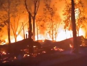 Incendio nel campeggio Bella Italia di Peschiera del Garda, le immagini del rogo e i danni