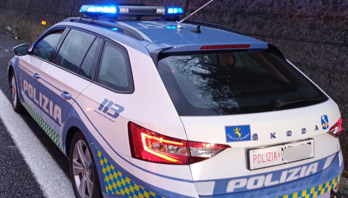 morto in un incidente a livorno sulla fi pi li vittima un 27enne sbalzato fuori dall auto feriti due ragazzi da Virgilio.it morto in un incidente a livorno sulla fi pi li vittima un 27enne sbalzato fuori dall auto feriti due ragazzi
