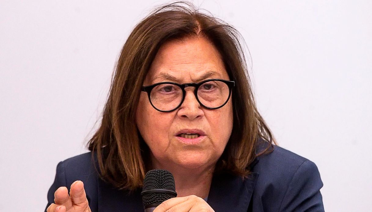 https://wips.plug.it/cips/notizie.virgilio.it/cms/2026/10/lucia-annunziata-pd.jpg