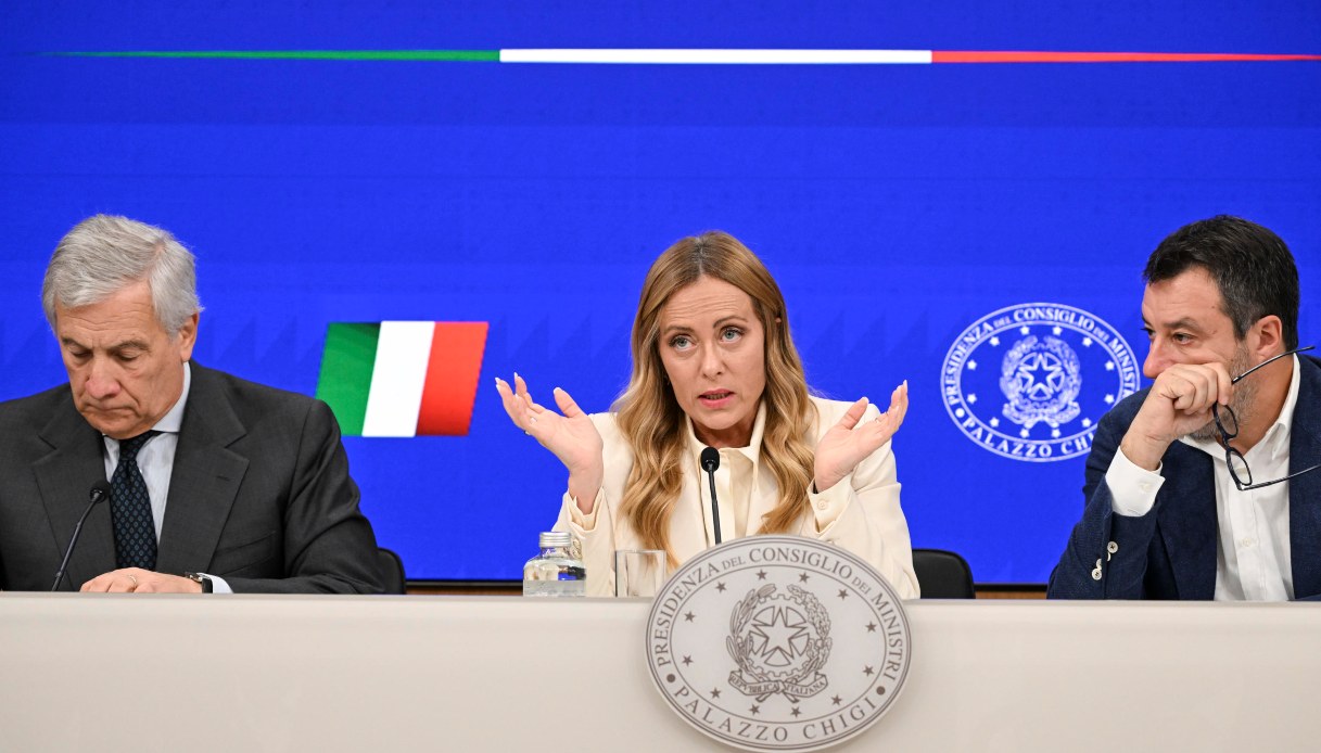 manovra 2027 approvata in cdm cosa cambia e per chi dall irpef alle pensioni cosa resta fuori dal testo da Virgilio.it manovra 2027 approvata in cdm cosa cambia e per chi dall irpef alle pensioni cosa resta fuori dal testo