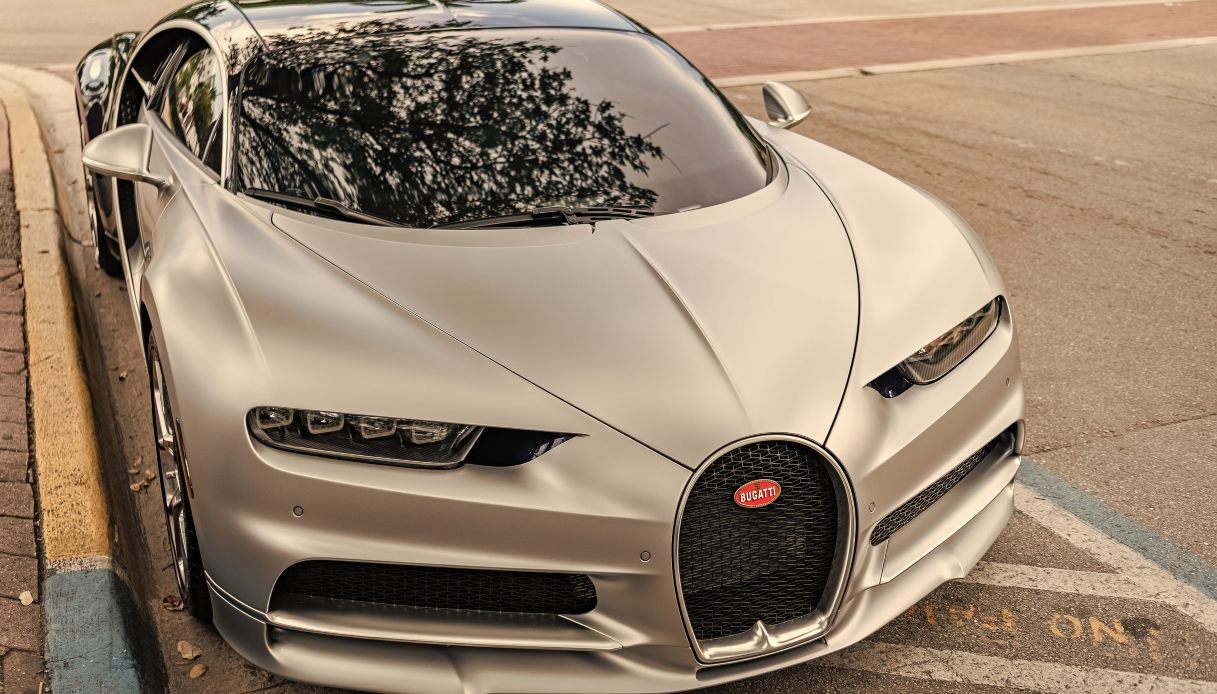 mate rimac ceo di bugatti vittima di furto dimentica chiavi in auto e gliela rubano il racconto sui social da Virgilio.it mate rimac ceo di bugatti vittima di furto dimentica chiavi in auto e gliela rubano il racconto sui social