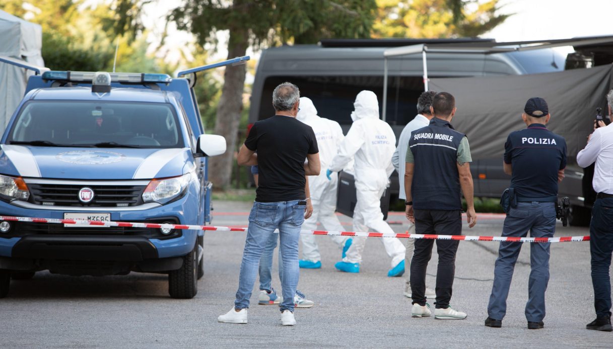 https://wips.plug.it/cips/notizie.virgilio.it/cms/2026/10/morte-avvelenate-ricina-pietracatella-fbi.jpg