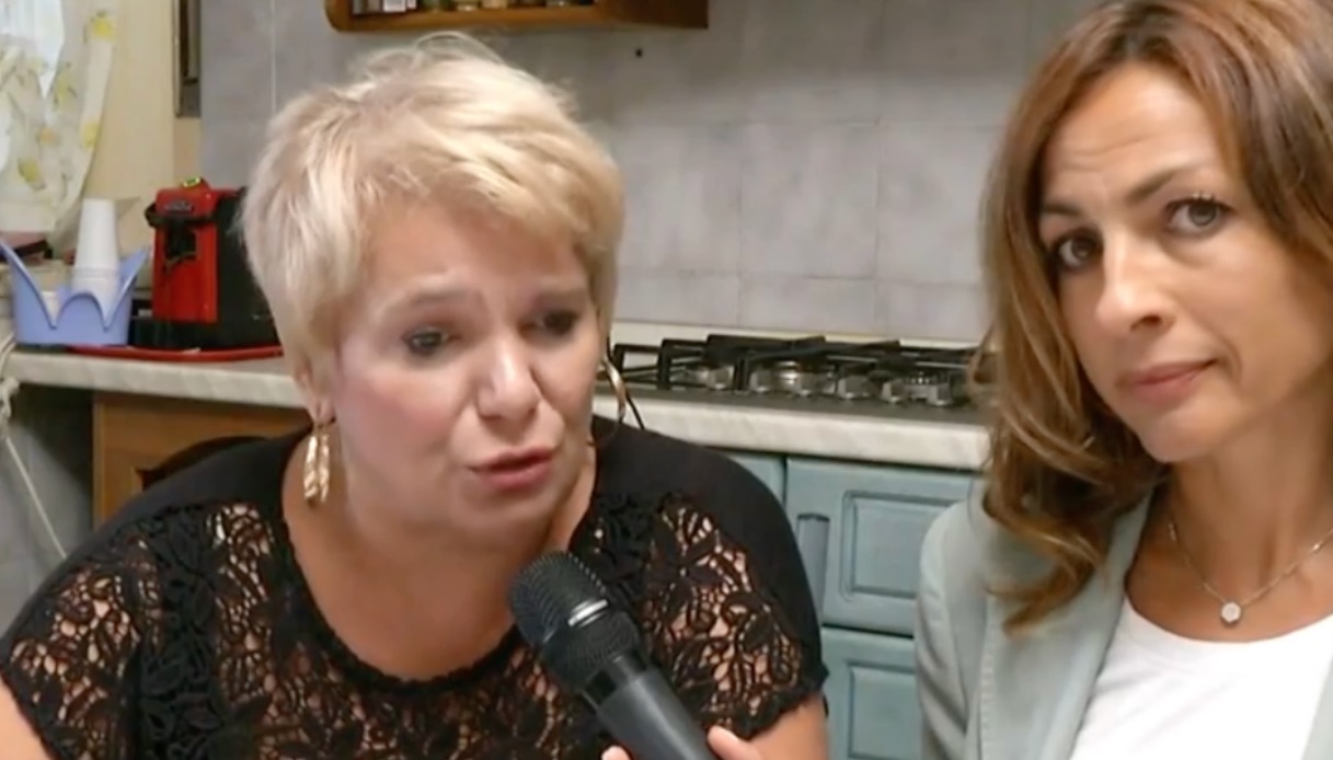 https://wips.plug.it/cips/notizie.virgilio.it/cms/2026/10/noemi-impellizzeri-mamma.jpg