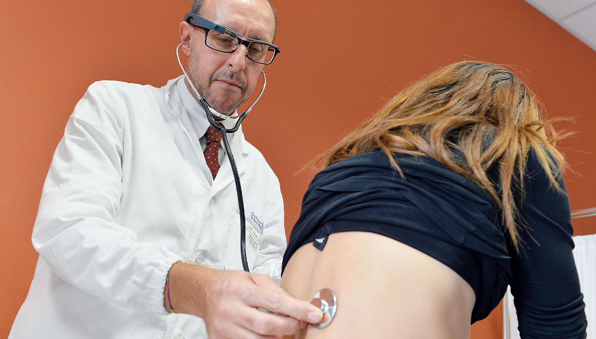 nuovo contratto medici ospedalieri a chi vanno i 560 euro in pi249 in busta paga e quali sono le altre novit224 da Virgilio.it nuovo contratto medici ospedalieri a chi vanno i 560 euro in pi249 in busta paga e quali sono le altre novit224
