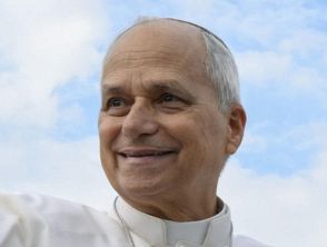 Papa Leone XIV dimesso dall'ospedale oggi dopo l'operazione per il tumore, l'annuncio dei medici: 