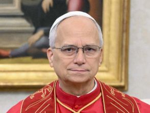 Papa Leone XIV ricoverato al Gemelli per la rimozione del nodulo polmonare, impegni annullati per 7 giorni