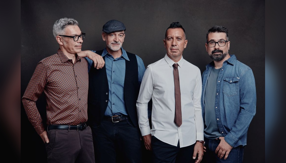 I Perturbazione, l’intervista a Tommaso Cerasuolo: “Le canzoni raccontano cosa facciamo dell’assenza”