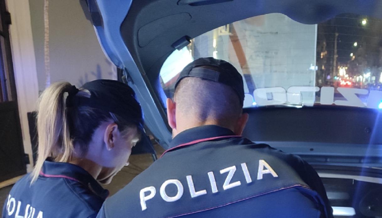 21enne scoperto con la patente falsa a catania svela agli agenti quanto l ha pagata denunciato da Virgilio.it 21enne scoperto con la patente falsa a catania svela agli agenti quanto l ha pagata denunciato