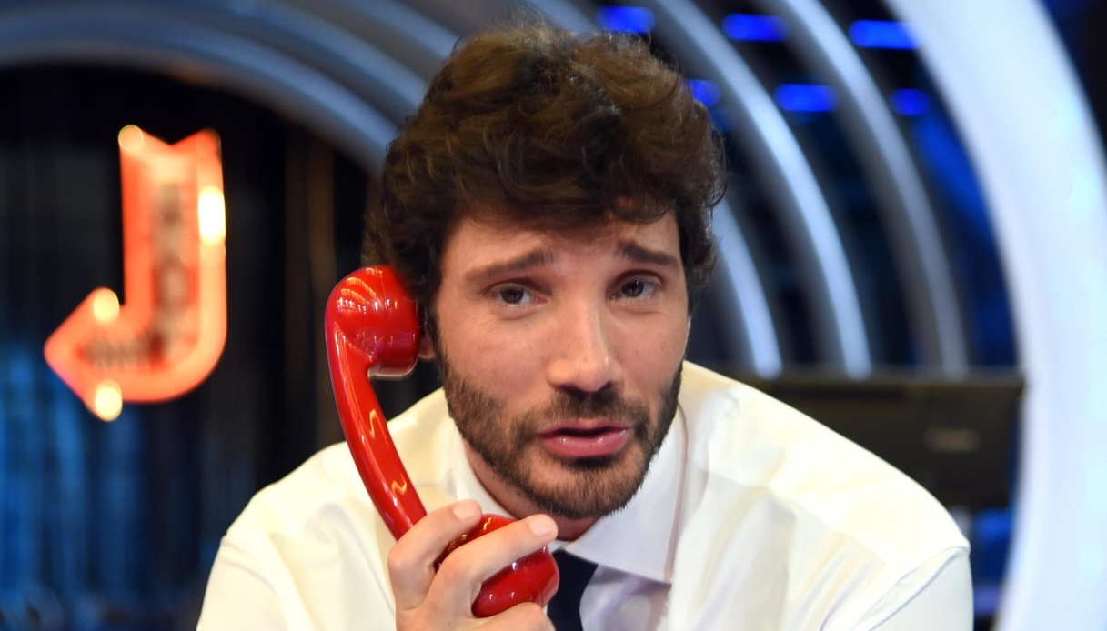 rai ferma stefano de martino e affari tuoi venerd236 2 ottobre perch233 il gioco dei pacchi non va in onda da Virgilio.it rai ferma stefano de martino e affari tuoi venerd236 2 ottobre perch233 il gioco dei pacchi non va in onda