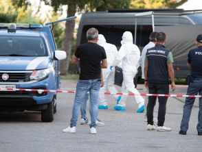 Avvelenate con la ricina, il numero dei pc sotto esame sale a 155: si indaga su tre scuole della zona