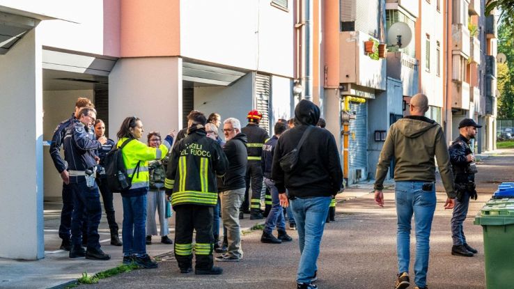 Rosalba Persico morta nell'incendio a Milano in via Bottoni, era ...