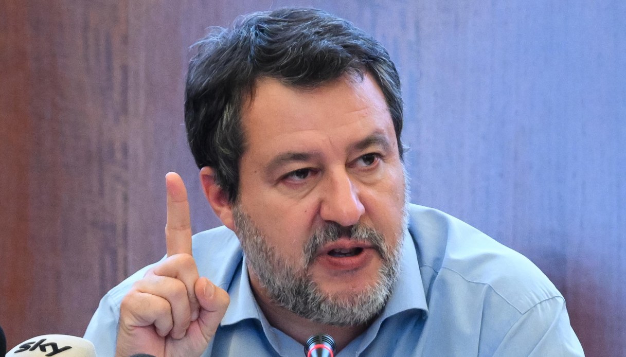 scontri a milano fermo preventivo anche per i minorenni l idea della lega subito un decreto da Virgilio.it scontri a milano fermo preventivo anche per i minorenni l idea della lega subito un decreto