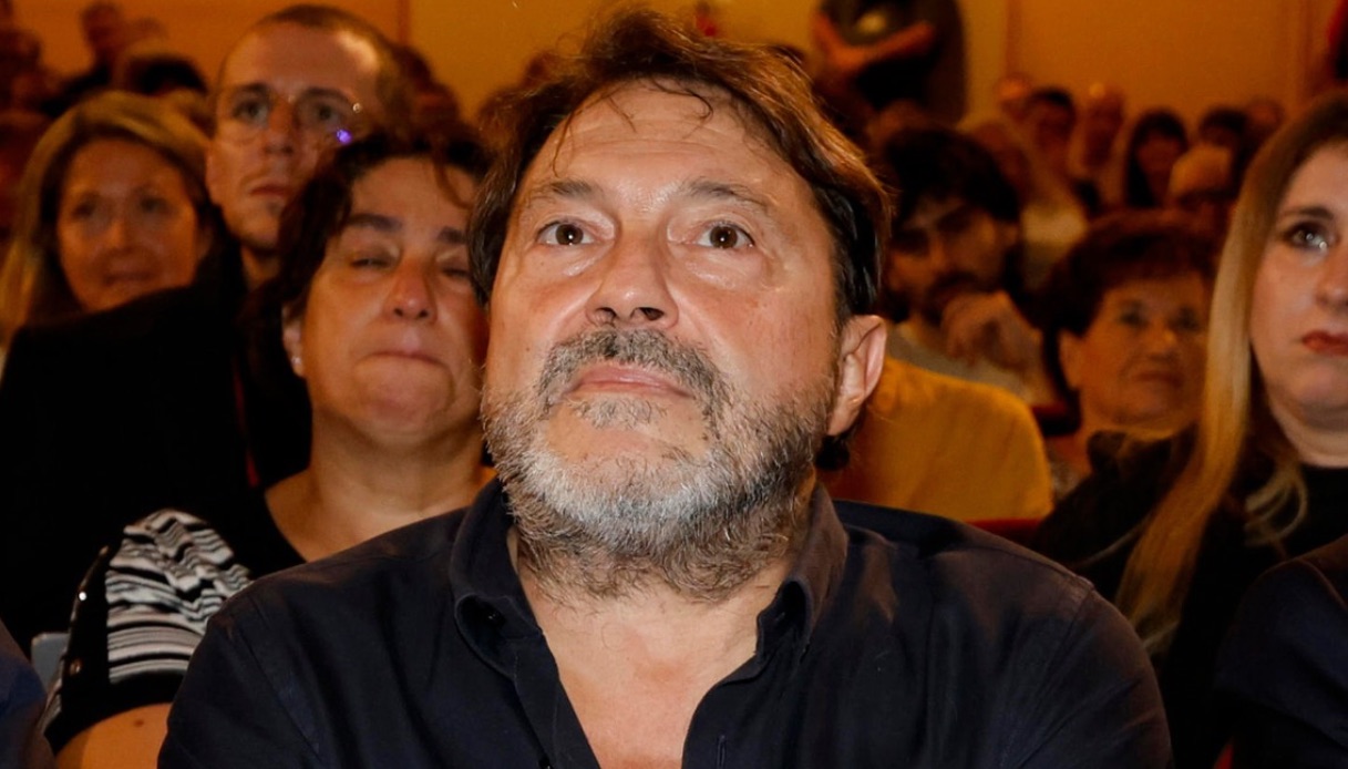 https://wips.plug.it/cips/notizie.virgilio.it/cms/2026/10/sigfrido-ranucci-report.jpg