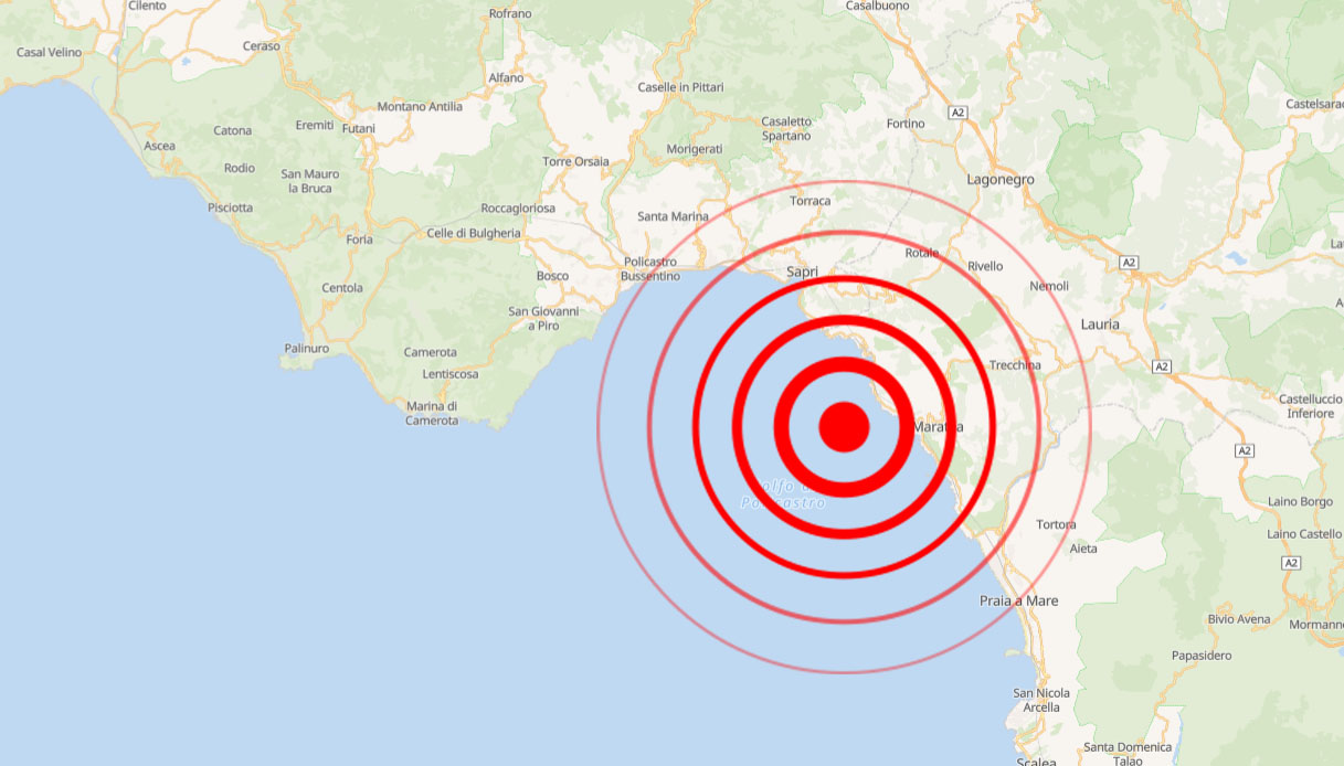 https://wips.plug.it/cips/notizie.virgilio.it/cms/2026/10/terremoto-maratea-magnitudo-potenza-golfo-di-policastro.jpg