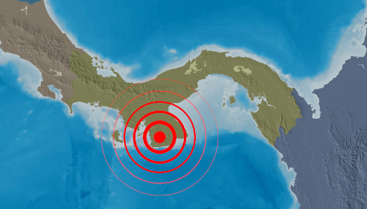Panama, terremoto di magnitudo 7,6 con scene di panico nelle strade: scatta l'al