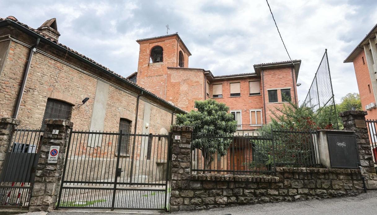 bimba uccisa dalla madre a tortona viktorija timofeeva ha tentato il suicidio e ha lasciato un biglietto da Virgilio.it bimba uccisa dalla madre a tortona viktorija timofeeva ha tentato il suicidio e ha lasciato un biglietto