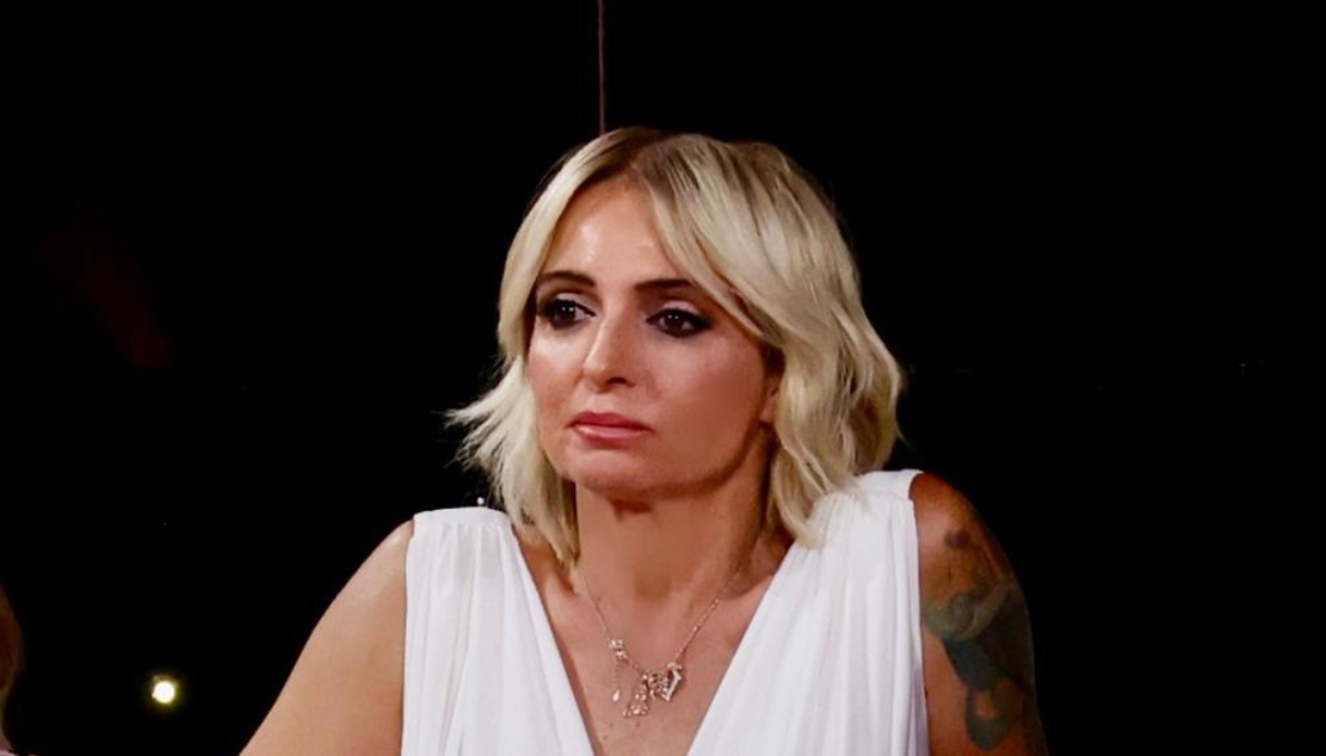 conto corrente di veronica peparini svuotato dopo una truffa al telefono la denuncia della coreografa da Virgilio.it conto corrente di veronica peparini svuotato dopo una truffa al telefono la denuncia della coreografa