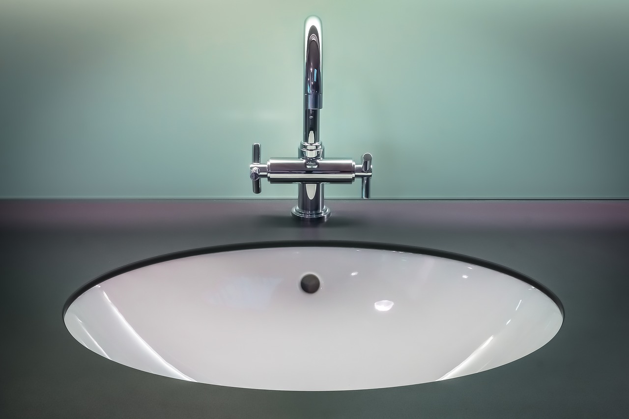 Come Cambiare Il Rubinetto Del Lavabo.Rubinetteria Bagno Prezzi Tipologie E Guida Alla Scelta