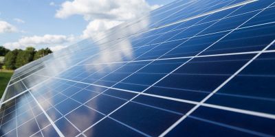 Tetto verde e fotovoltaico: tutti i vantaggi di questa unione