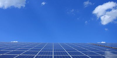 Pergolato fotovoltaico: costi e permessi necessari