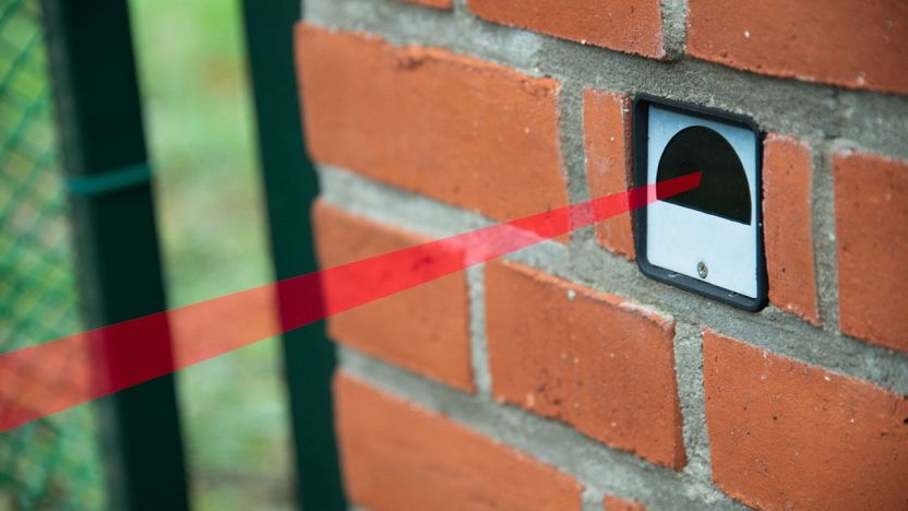 Perché installare delle barriere antifurto infrarossi