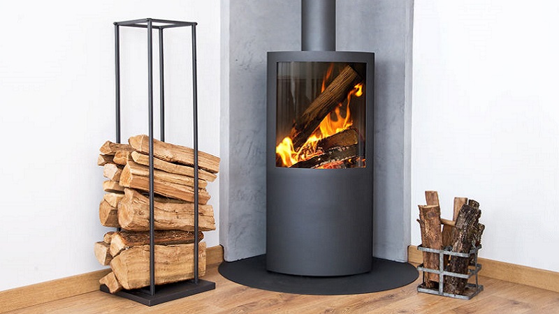 Stufa a legna con forno