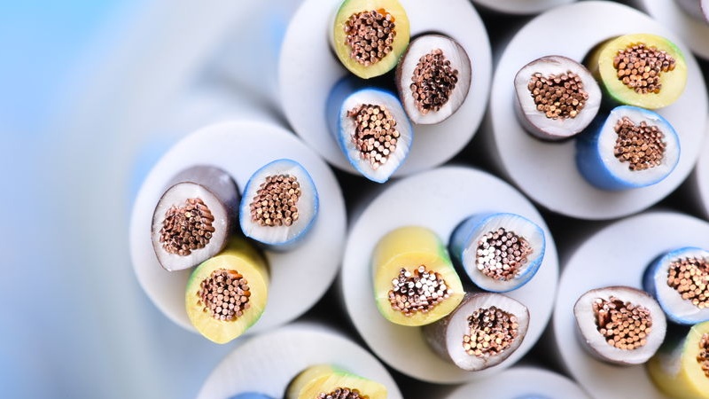 quali sono i materiali isolanti elettrici