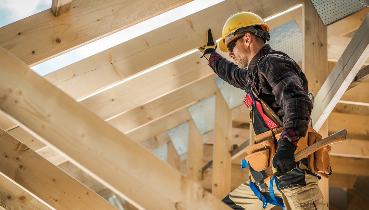 Rifare un tetto in legno: cosa sapere