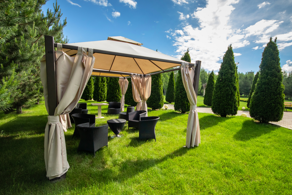 gazebo in giardino