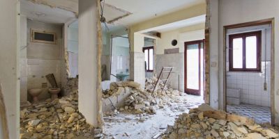 L'amministratore può obbligare il condominio ad eseguire i lavori di ristrutturazione