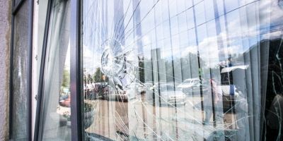 Quanto costa far riparare un vetro danneggiato dalla grandine
