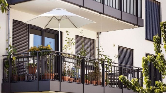 Vuoi mettere un ombrellone sul balcone in condominio