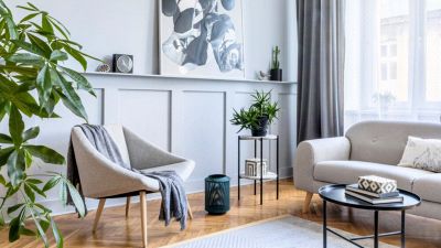 Meglio realizzare la boiserie in cartongesso o legno? Differenze, pro contro e costi
