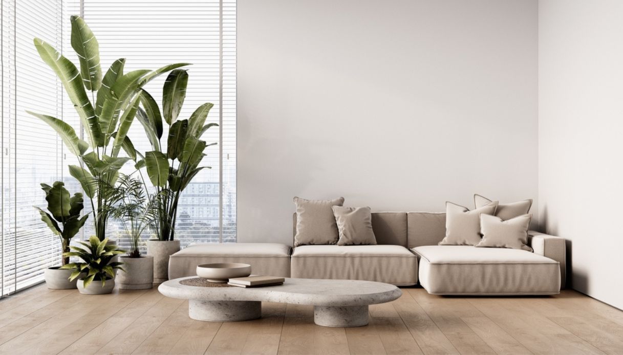 divano con chaise longue in soggiorno